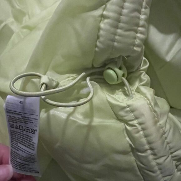 Old Navy Unisex Plus Size Citrine Quilted Puffer Vest Neon 4X NWOT - Picture 7 of 7